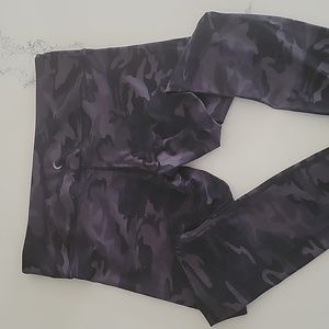 Zyia camo leggins
